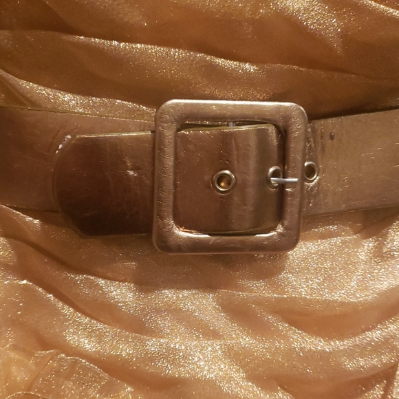 HOCO Alyce black label Gold rosette 3D floral flowers 4 cy - Picture 5 of 5